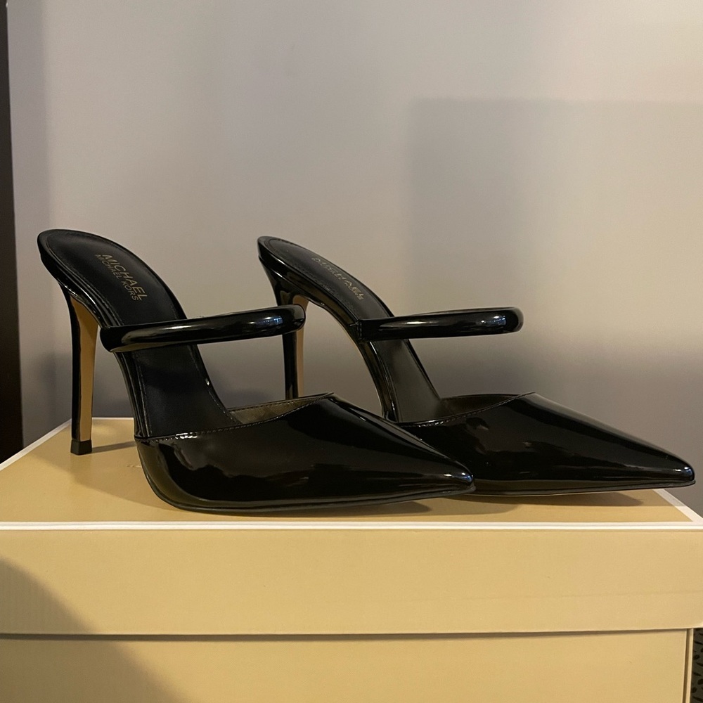 Michael Kors Jessa Mule Shoe